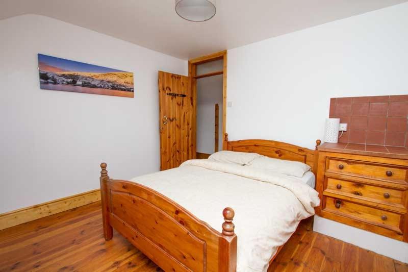 Rainbow Hostel Дингл Экстерьер фото